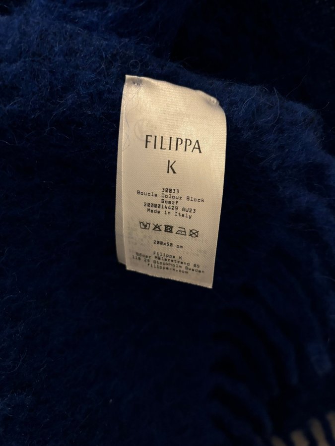 Filippa K Mohair Blend halsduk, ”Royal Blue”