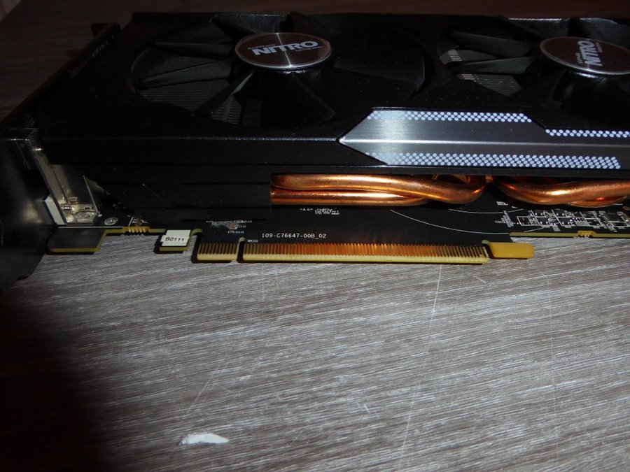 SÄLJER Grafikkort Sapphire Radeon R9 380 Nitro- 4 GB-FUNGERAR