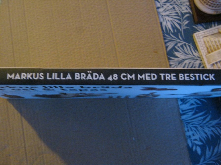 Markus Aujalays lilla bräda för ost tapas med tre bestick **Ny**