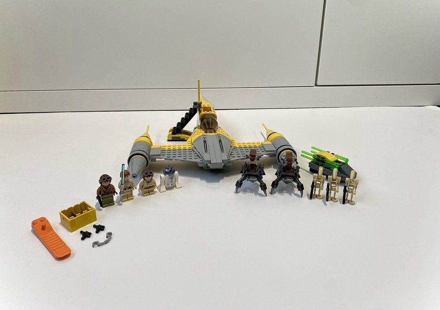 Lego Star Wars 75092 - Naboo Star Fighter (2015)