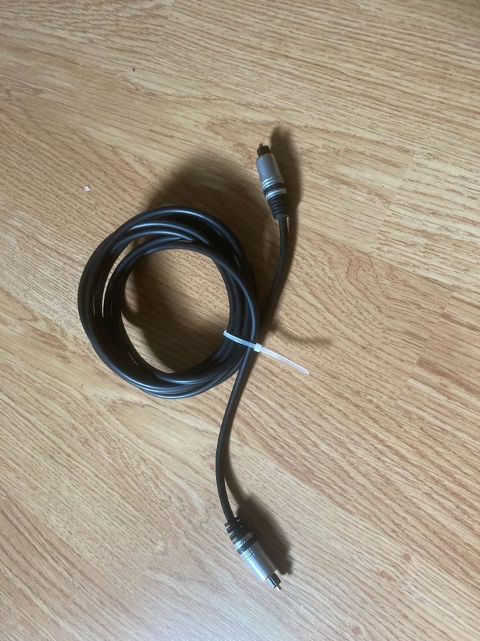 kabel till hemmabio ?