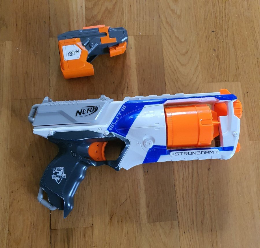 Nerf Elite Strongarm