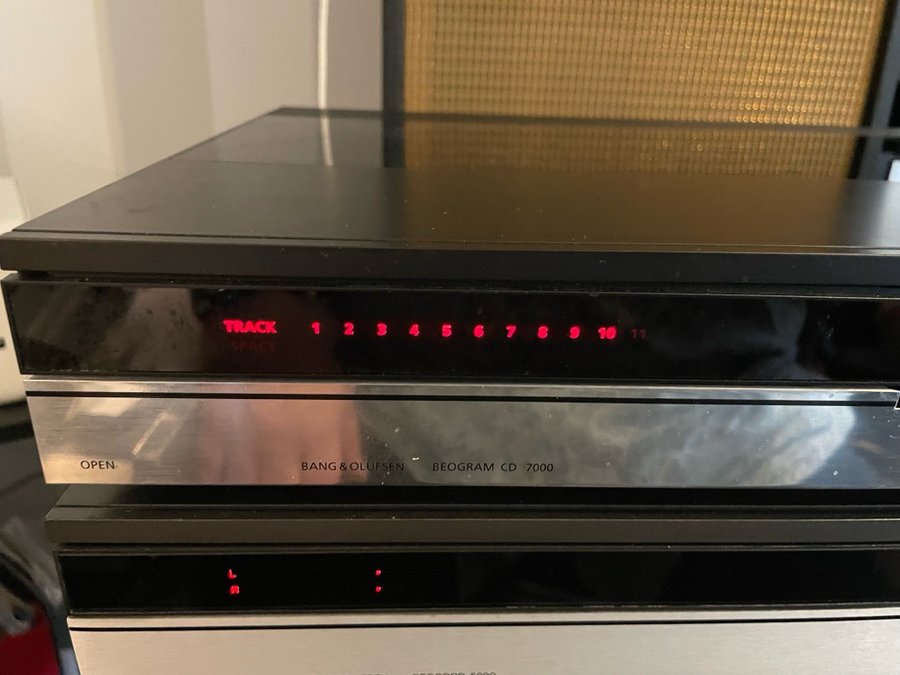 Bang  Olufsen Beogram CD 7000 1992-1995