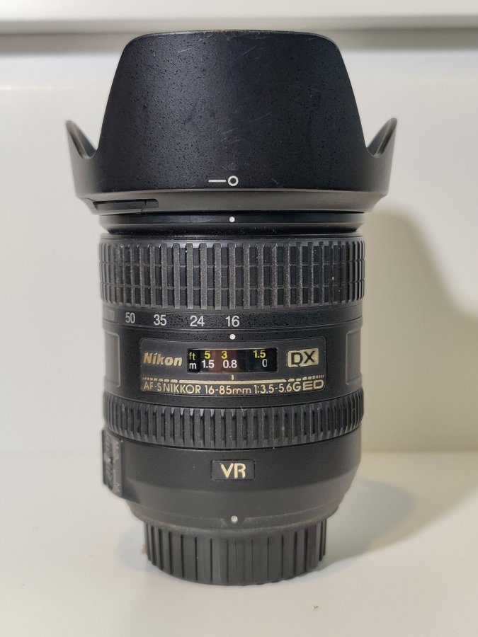 Nikon AF-S Nikkor 16-85mm f3.5-5.6G ED VR