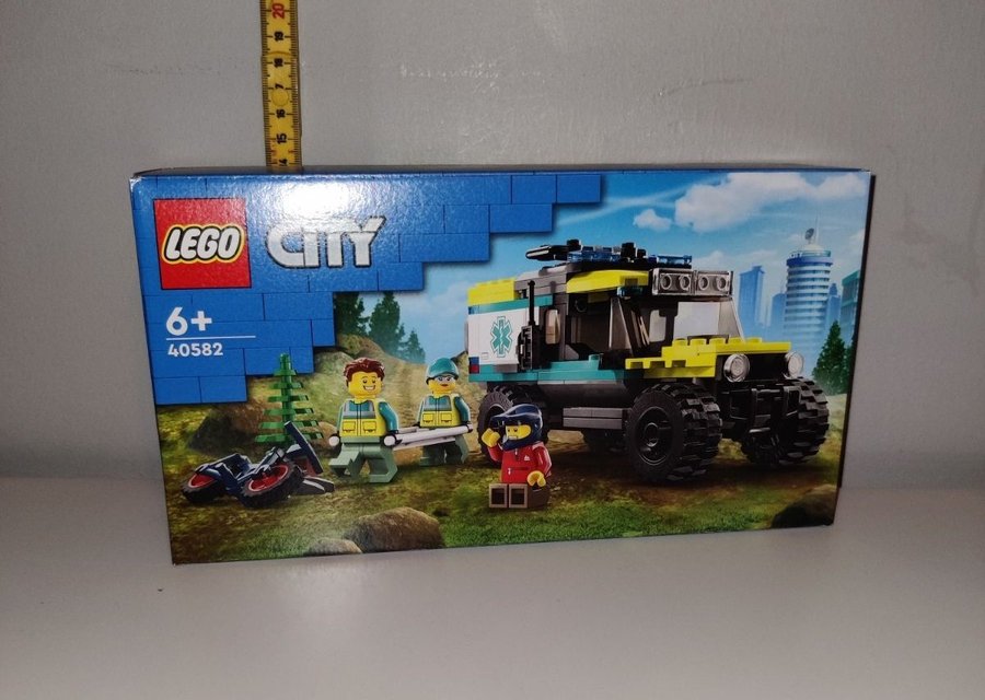 Lego City #40582 "Off-Road Ambulance Rescue", NY i Oöppnad förpackning