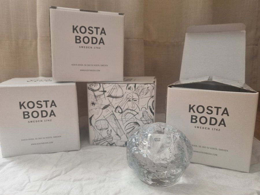 Kosta Boda Snöboll/Snowball 7 cm ny oöppnad!