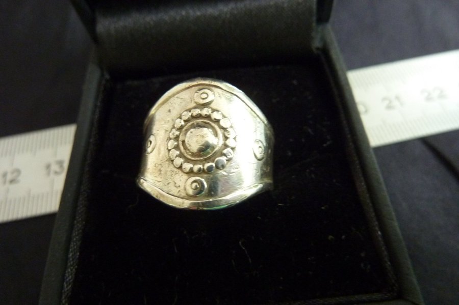 Silver ring flera design stämpl HGL 813H P6 KK KALEVALA vikt 6 gram Finland