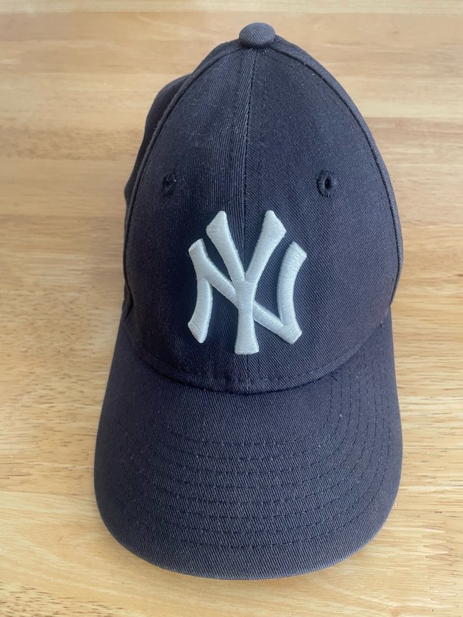 New York Yankees Keps - Child Size (Genuine NFL Merchindise)(New Era)