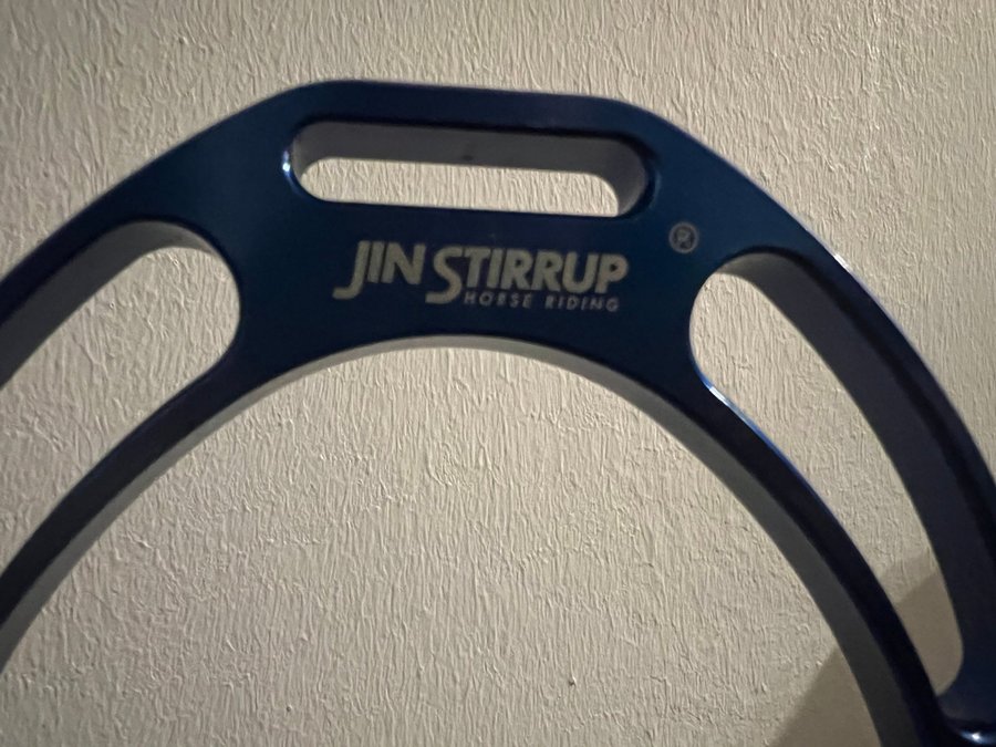 Jin Stirrup Stigbyglar Blå