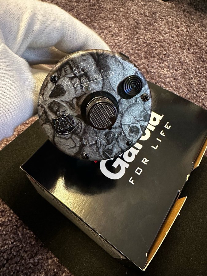 Abu Garcia Ambassadeur SKULLS Totenköpfe