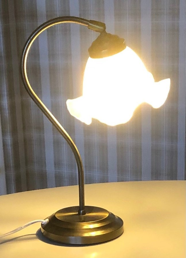 IKEA Bordlampa B9302 i fint skick