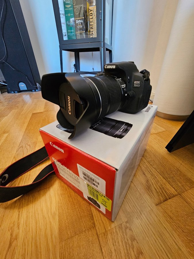 Canon EOS 700D med 18-135mm f/35-56 IS STM Kit