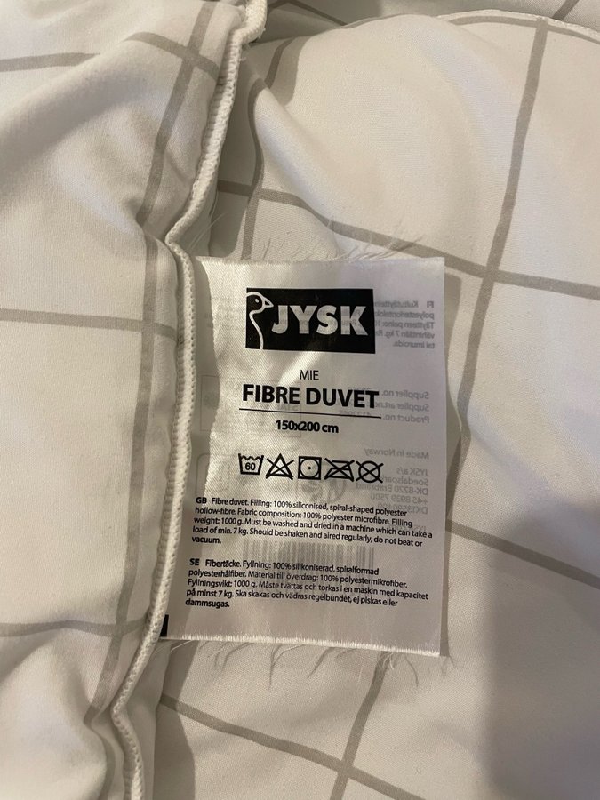 JYSK FIBERDUVET 150x200 cm