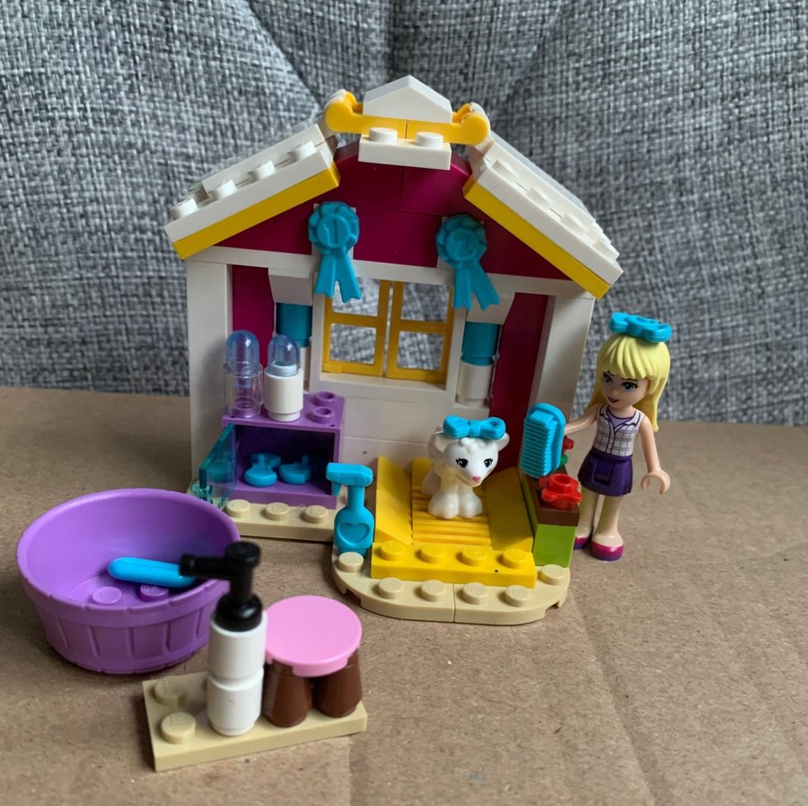 LEGO Friends minifigur lamm djur bada sköta litet hus