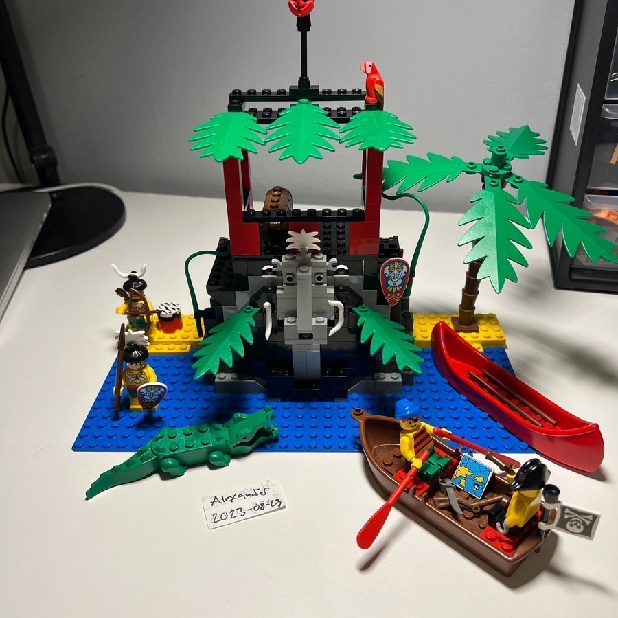 LEGO Pirates 6264 Forbidden Coce