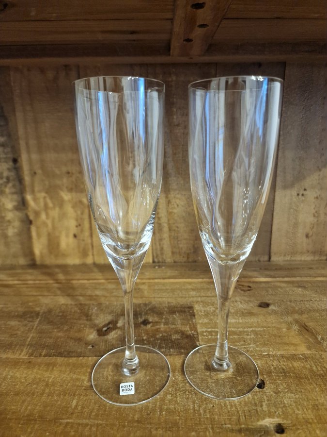 Château chateau Kosta Boda champagneglas 2 st