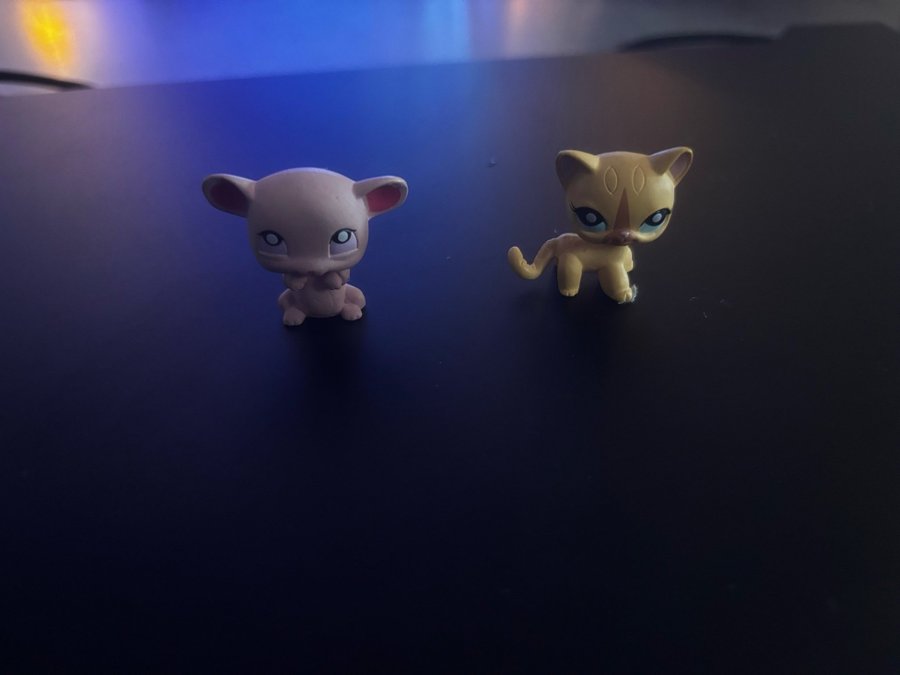 2 st Littlest Pet Shop figurer