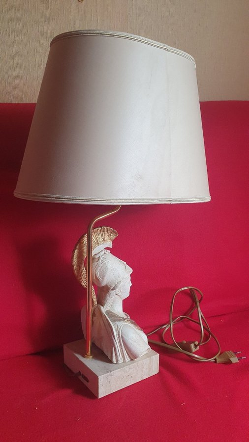 BORDSLAMPA, Le Dauphin, Frankrike, sent 1900-tal.