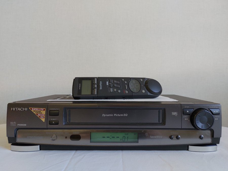 Hitachi VT-F66OE VHS Videorecorder