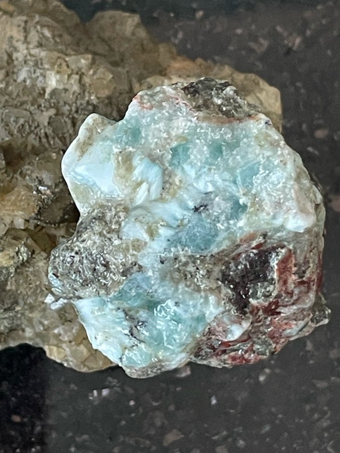 KÄNSLA av HAVET! 136 ct RÅ BIT SÄLLSYNT! AUTENTISK LARIMAR