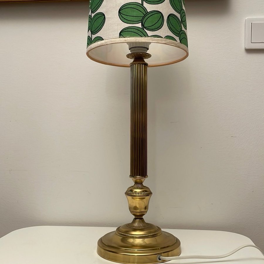 Vintage Bordslampa i Mässing 1900-tal.Tyg Lin ”Celotocaulis” Josef Frank