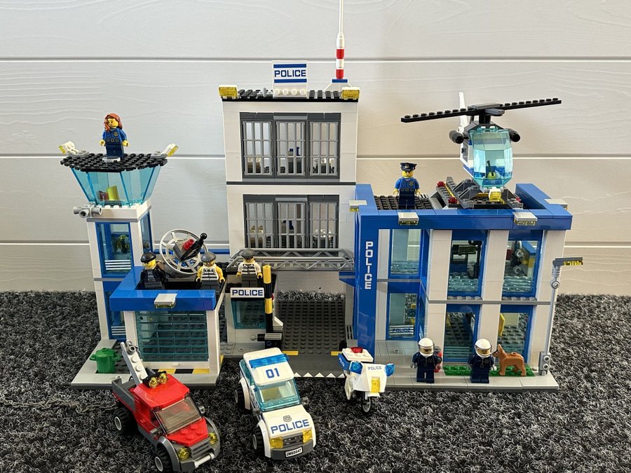 Police Station - 60047 - Lego