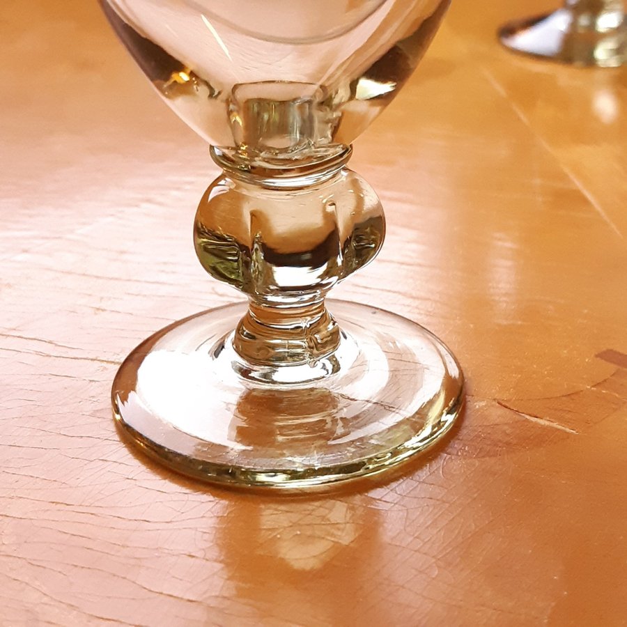 3 st likörglas med etsad dekor gulgröna vintage