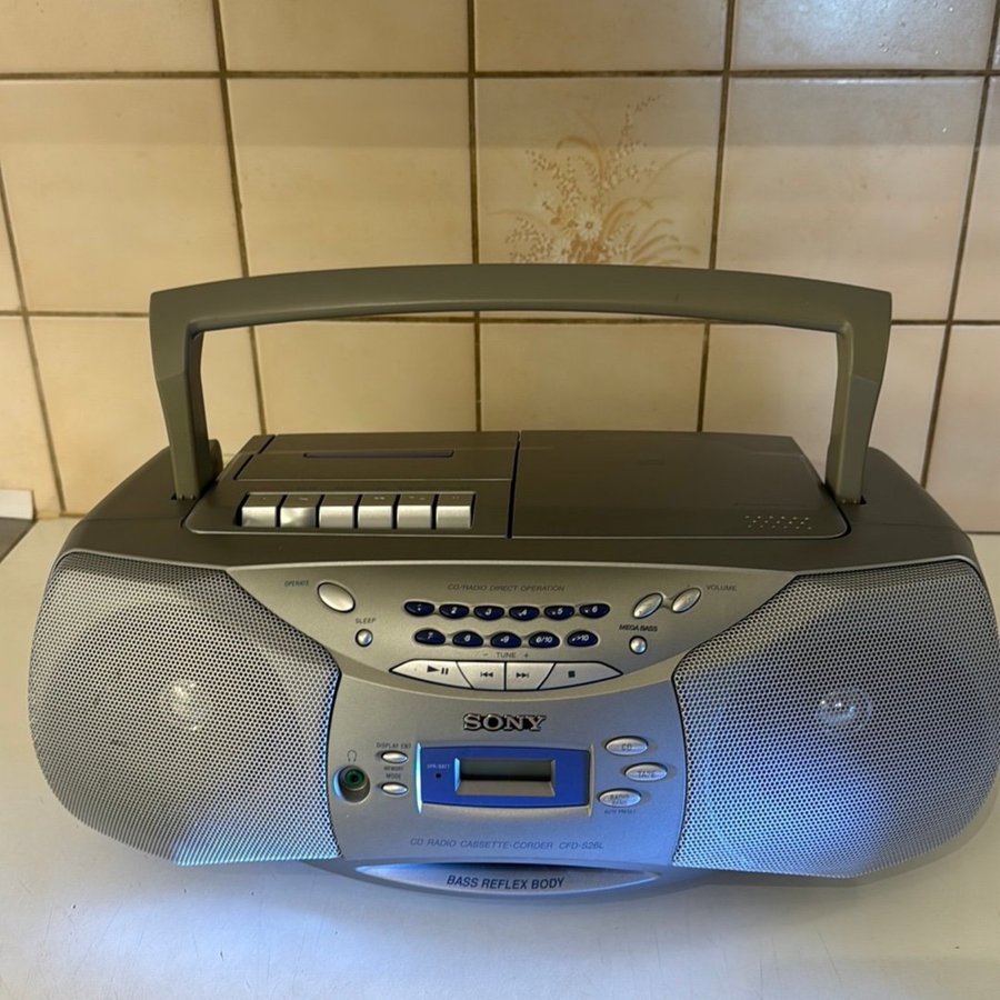 CD RADIO KASSET SONY