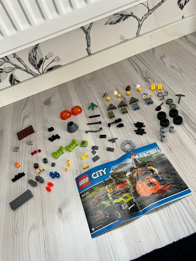 Lego City Volcano Starter Set