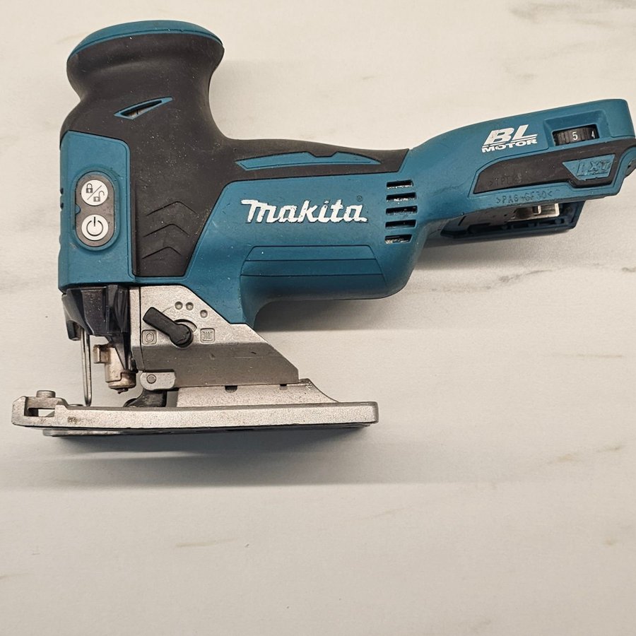 Makita DJV181 sticksåg i bra skick.