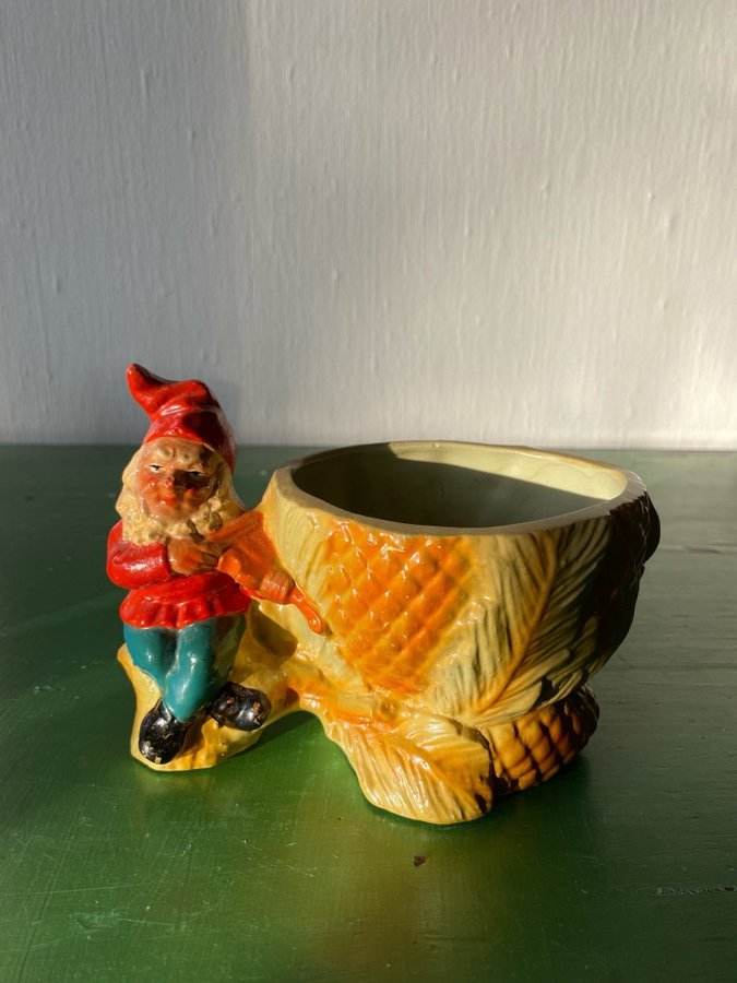 ÄLDRE TYSK TOMTE KRUKA TERRAKOTTATOMTE RETRO VINTAGE 1950-TAL 1960-TAL 1970-TAL