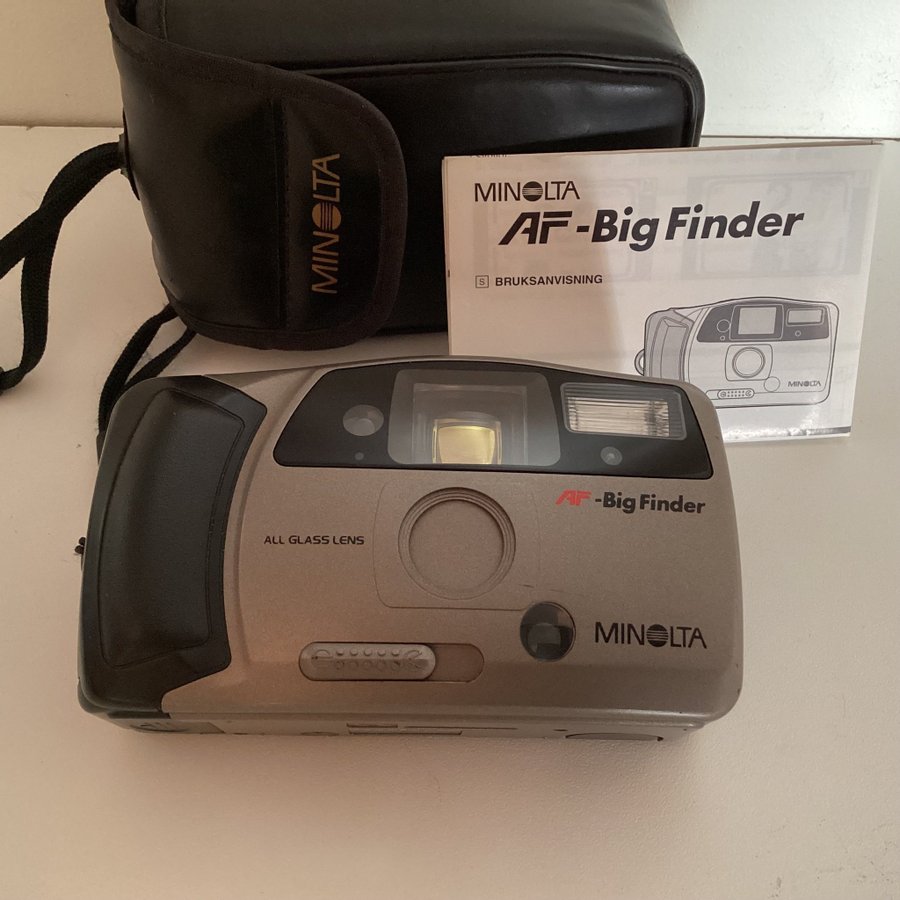 KAMERA MINOLTA AF-BIG FINDER alla LINSER av GLAS FODRAL HANDLEDSREM 2 BROSCHYRER