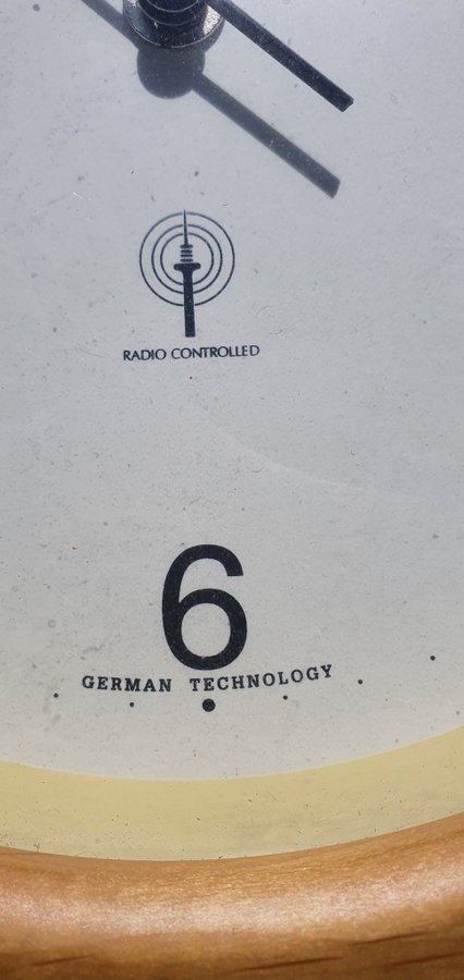 German Technology radioväggur