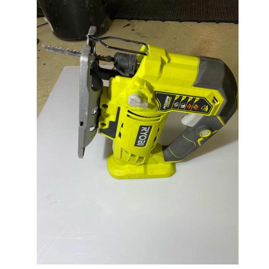 Ryobi Sticksåg R18JS