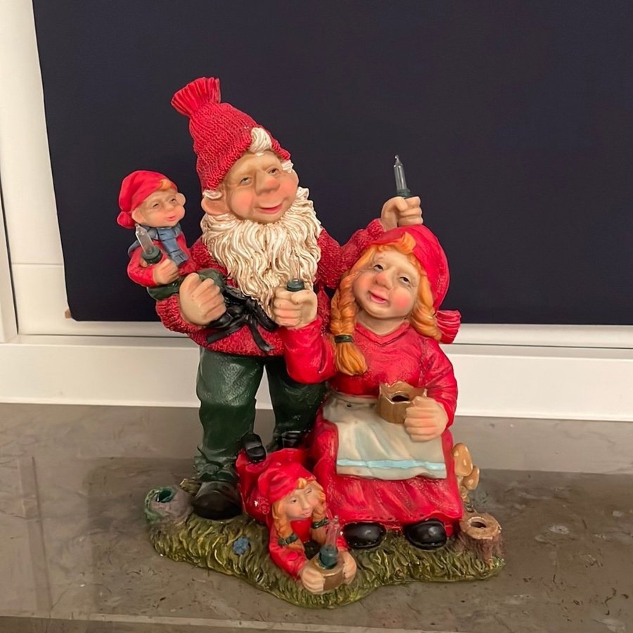 Vintage Tomtefar och Tomtemor med Barn Figur Belysning Jul Tomte Troll