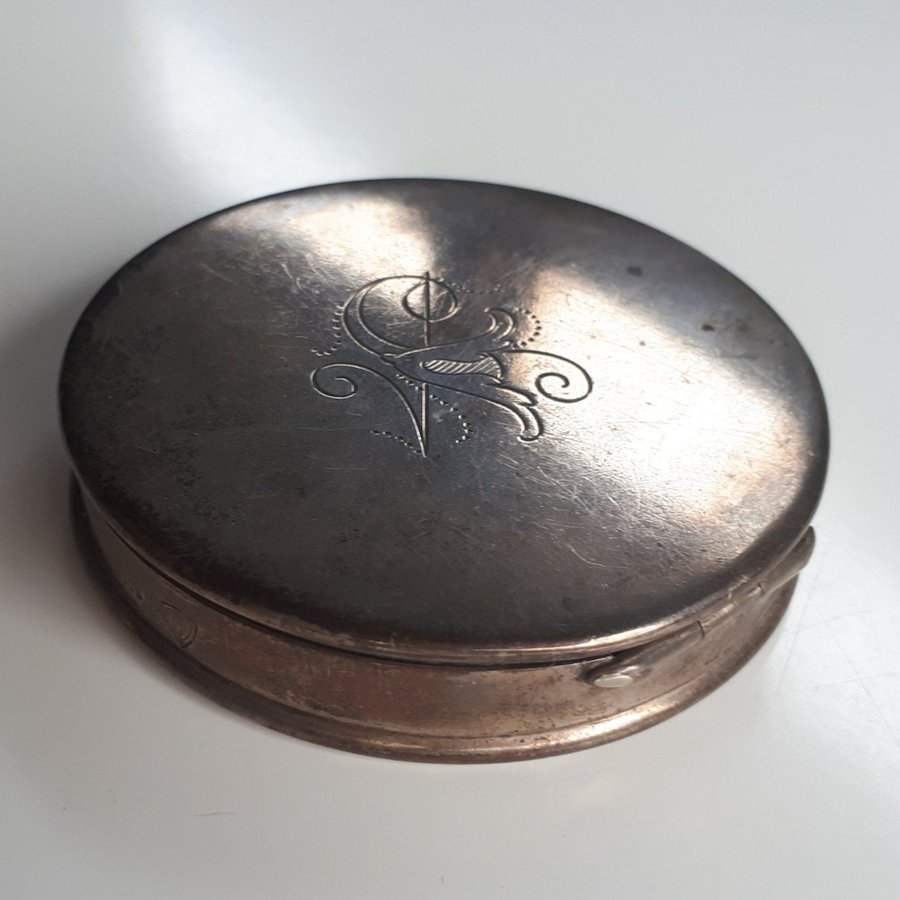 Old 830 S Silver Box 46g. Sølv Dåse. Antik Silverburk