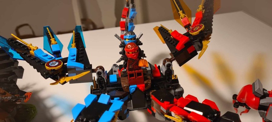 Lego Ninjago 70627 - Dragon's Forge