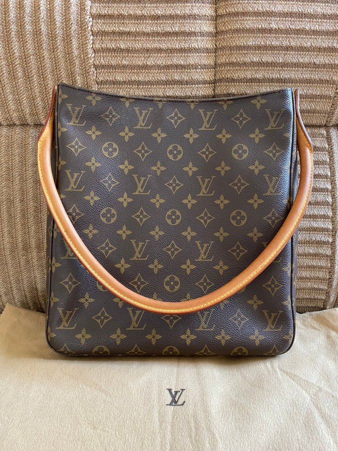 Vintage Authentic Louis Vuitton Monogram LOOPING GM VÄSKA