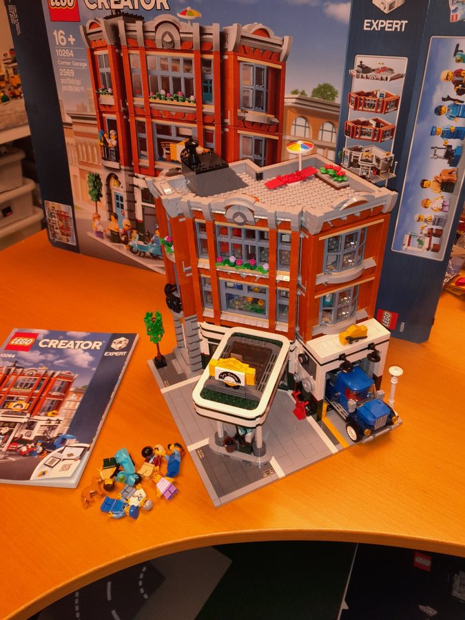 Lego Creator Expert 10264 Corner Garage