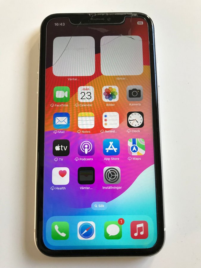 iPhone XR . 64 gb olåst fullt fungerande