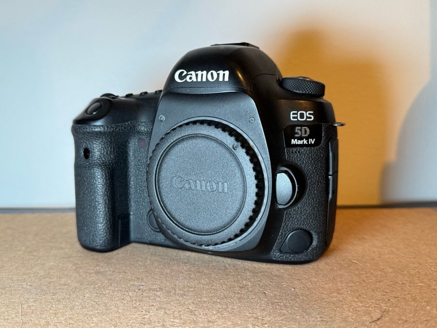 Canon EOS 5D Mark IV