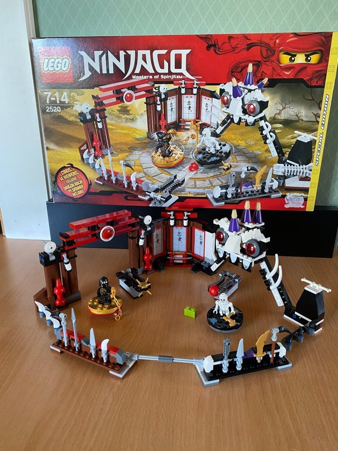 Lego Ninjago 2520 Stridsarena