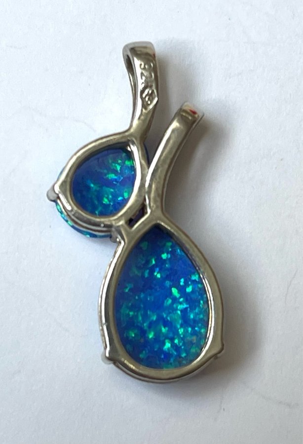 Hänge i sterling silver med opal