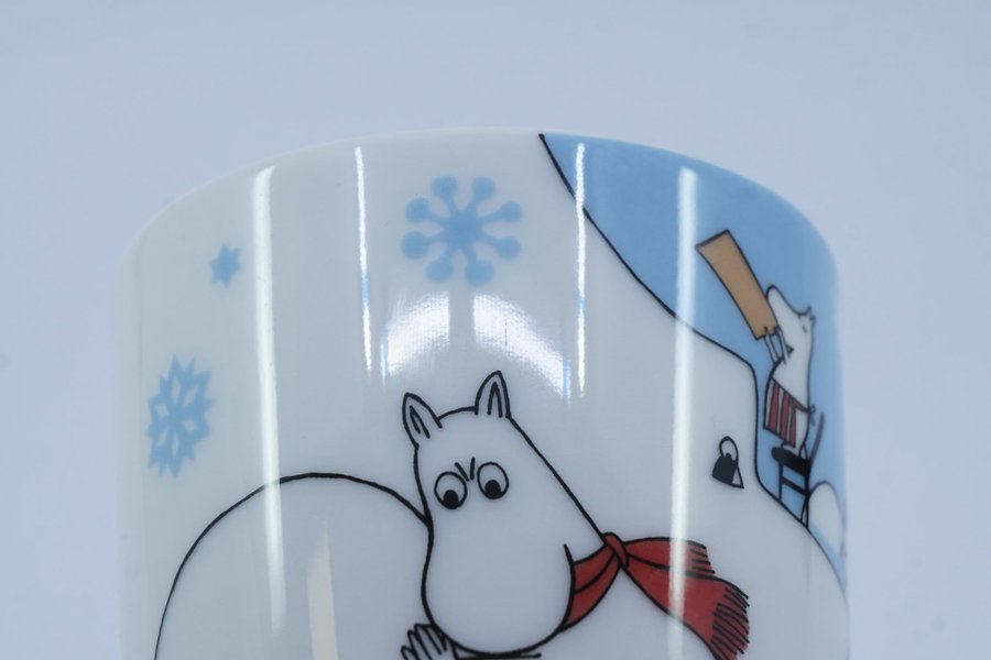 Muminmugg Snölekar / Moomin Mug Winter Games [A]