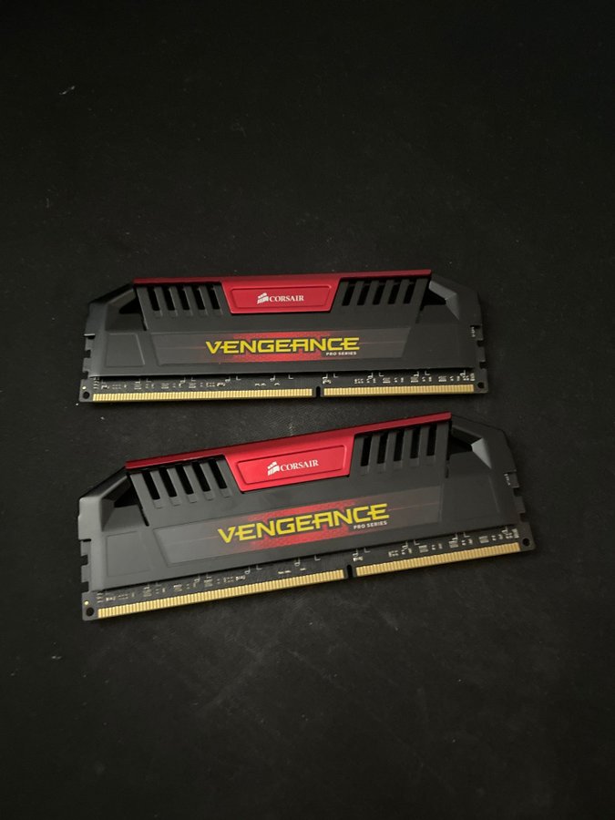 Corsair Vengeance PRO 2x8GB DDR3 CL19 1600MHz