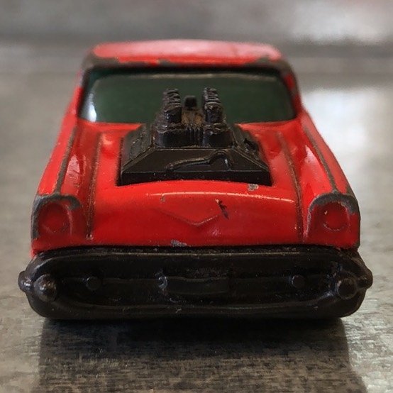 Hot Wheels '57 Cheva 1:64