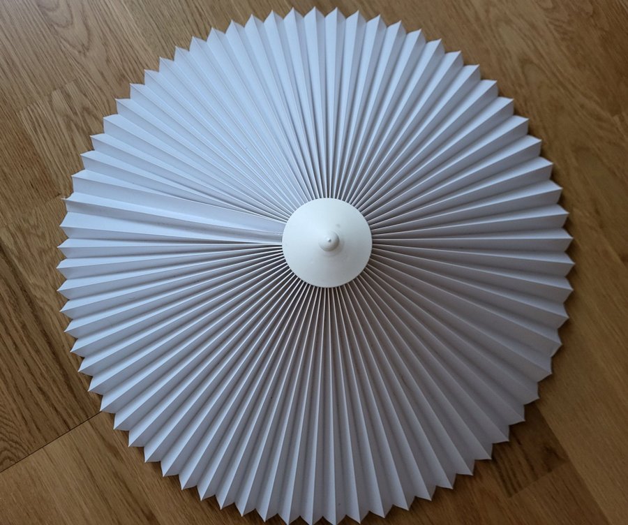 Vintage Artilux Typ 52000 taklampa / lampa med plastsskärm