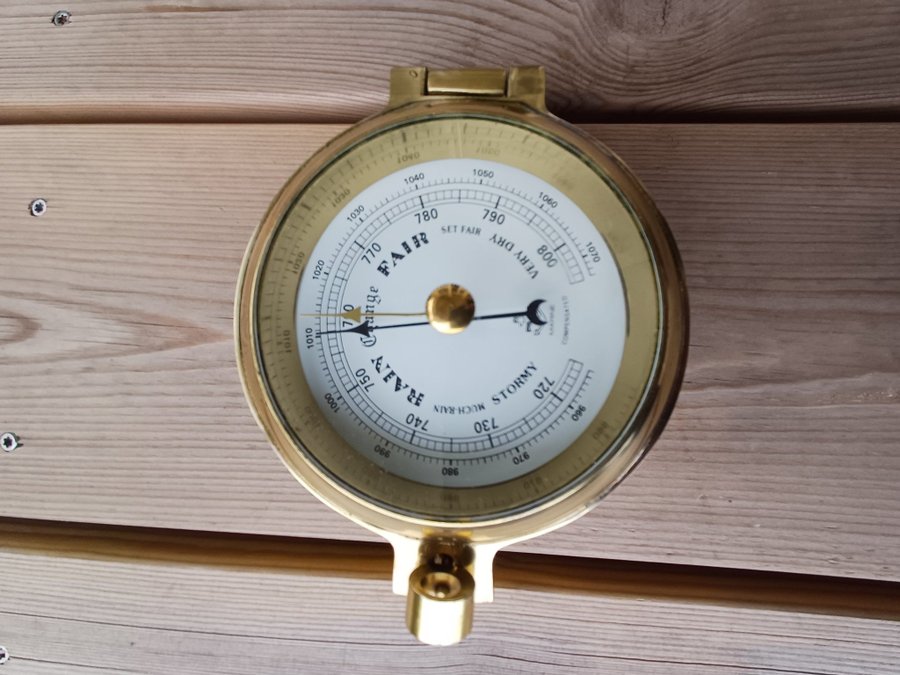 Barometer från Pilote Marine