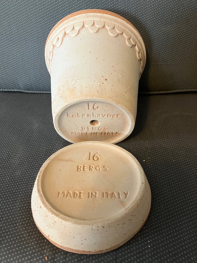 Bergs Potter ”Köpenhavner” Terracotta inkl. fat, strl. Nr. 16. Nytt!