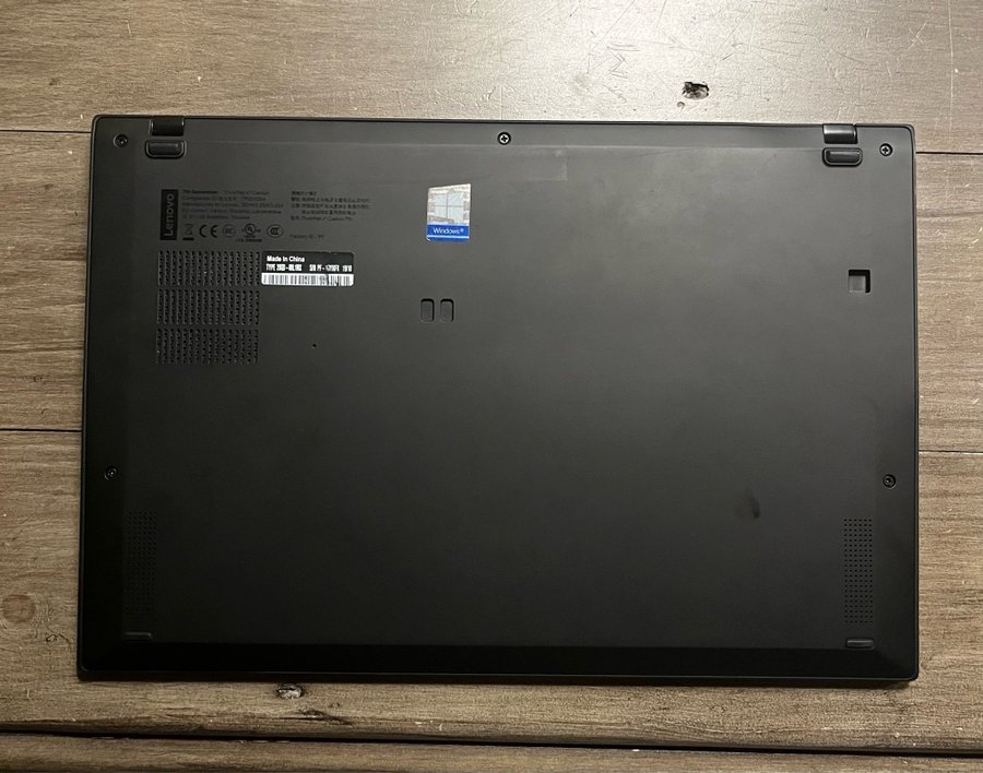 LENOVO ThinkPad X1 CARBON 7TH GEN | i7 8565U 16GB RAM 512GB SSD